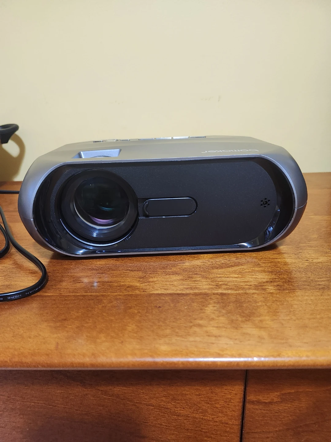 Bomaker Screen Mirroring Projector - photo 4