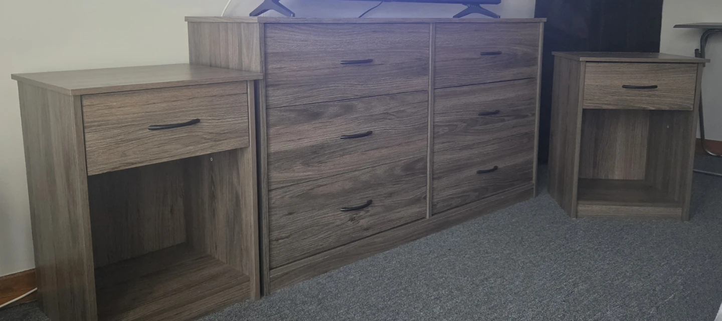 3-Piece Bedroom Furniture Set - photo 2