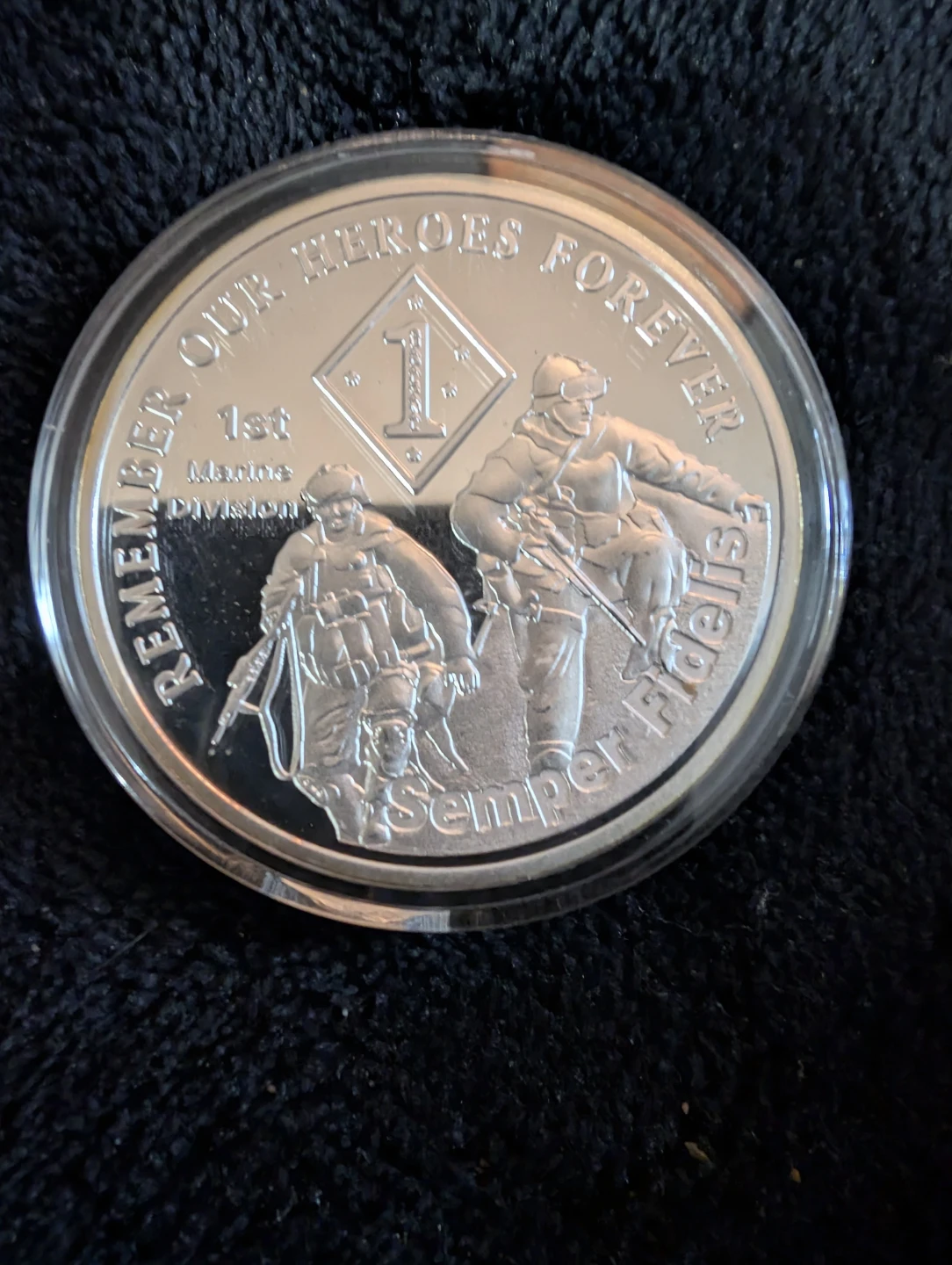1st Marine Division Fine Silver Coin