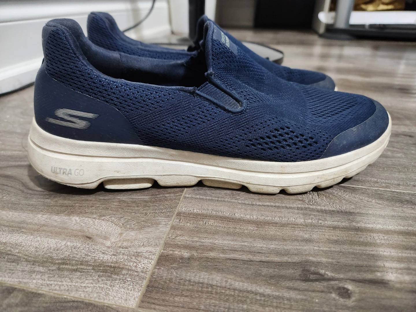 Skechers GoWalk Slip-On Shoes Navy Size 9 - photo 2