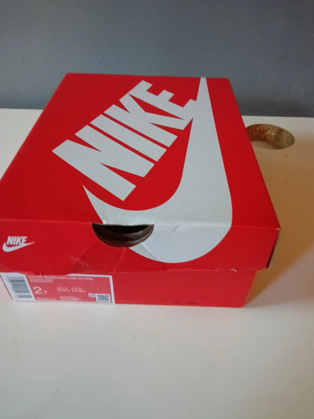 Nike kids size 2 New in box sneakers - photo 3