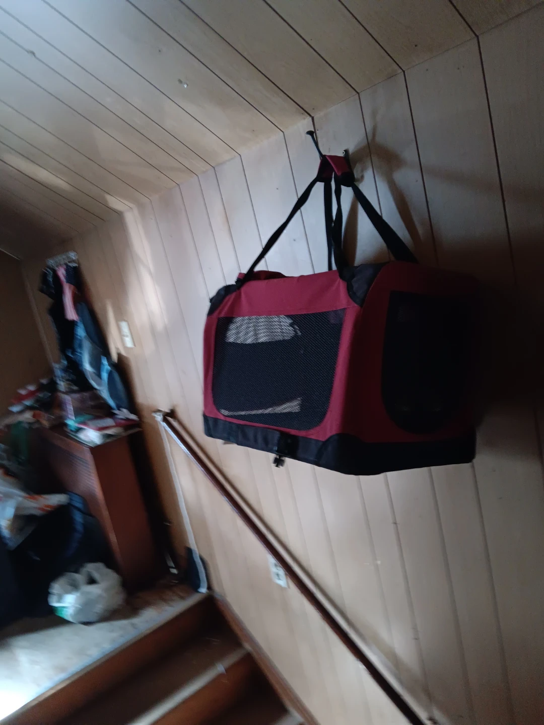 Red and Black Pet Carrier - photo 3