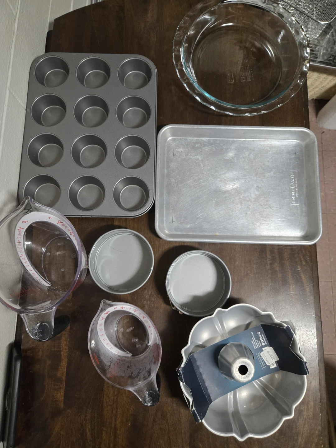 8-Piece Baker's Deluxe Pan & Prep Set - photo 3