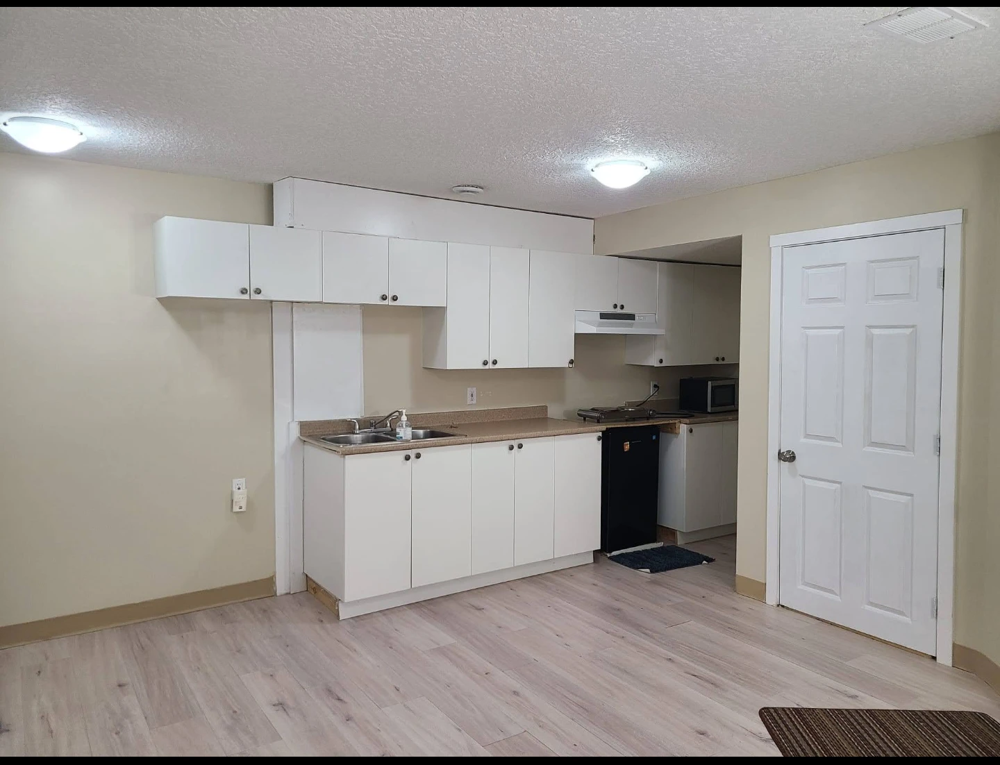 Basement for rent at T5T6W7 - photo 3