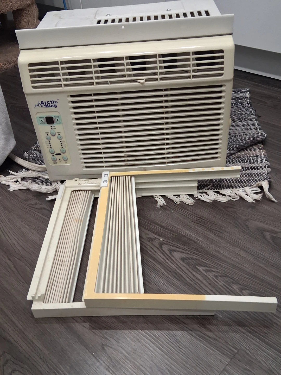 Arctic King 5200 BTU Window Air Conditioner