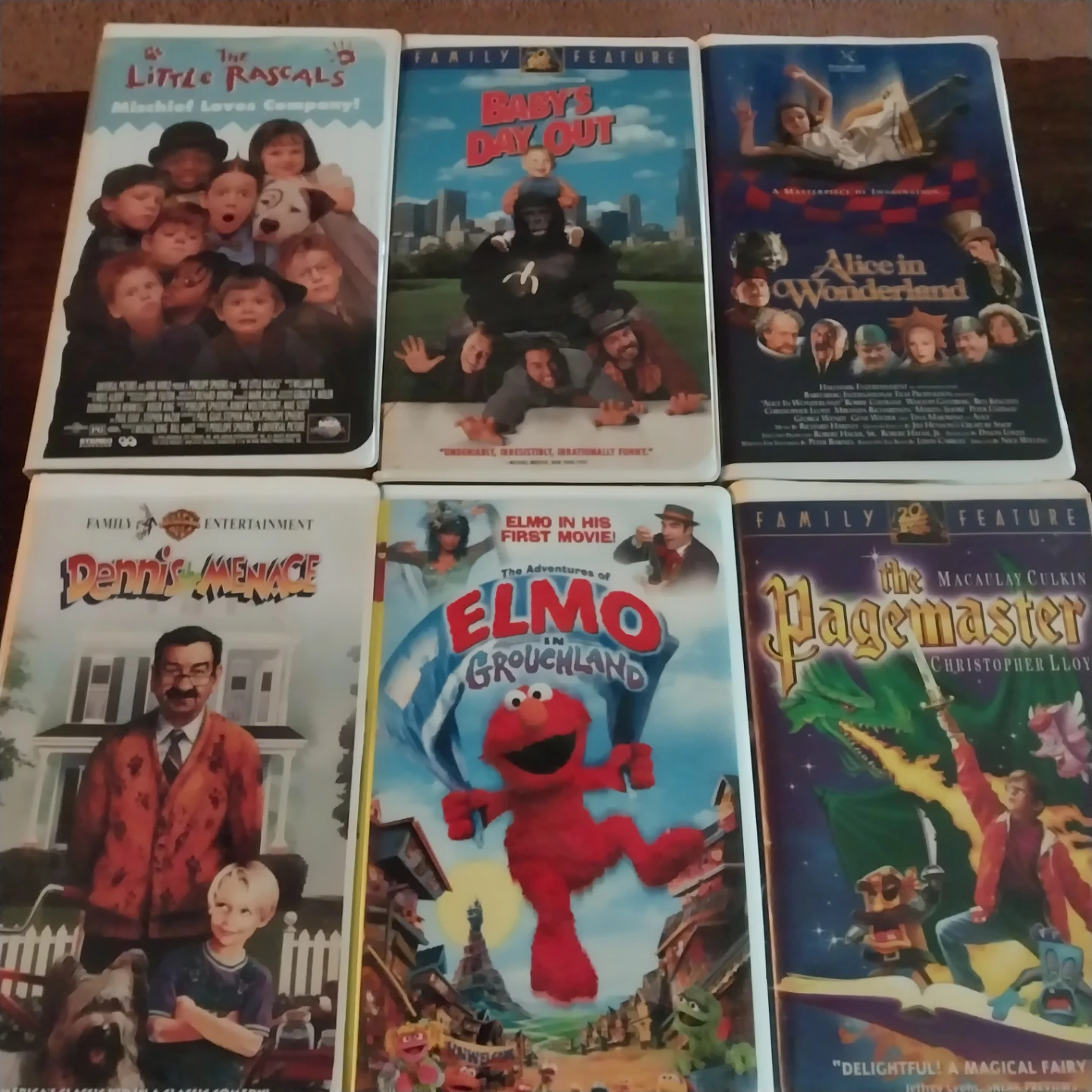 🏈Set of 6 Vintage Family Feature VHS Tapes🏈