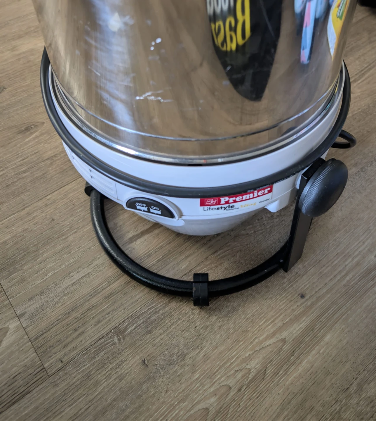 Prestige wet grinder