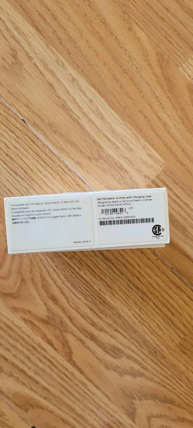 Apple AirPods with Charging Case - photo 3
