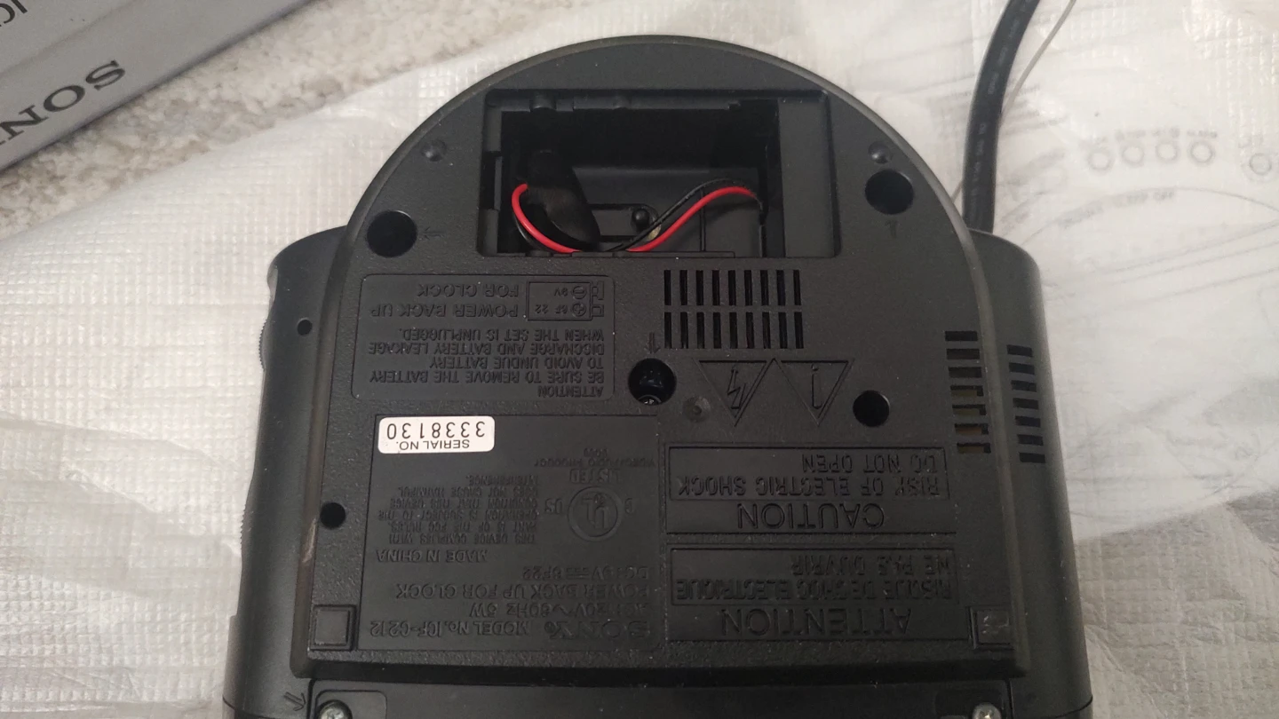 Sony ICF-C212 FM/AM Dream Machine Clock Radio - photo 2