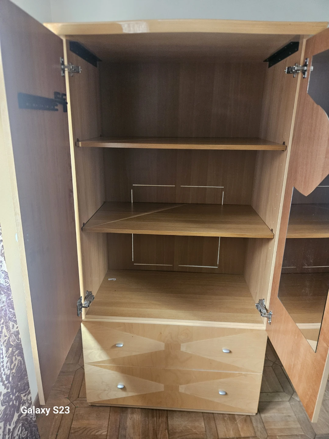 Dresser - photo 2