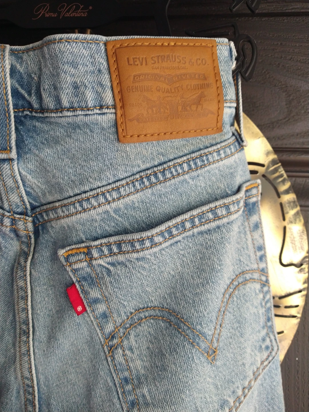 Levi's Premium Wedgie Slim Jeans Size 24 - photo 3