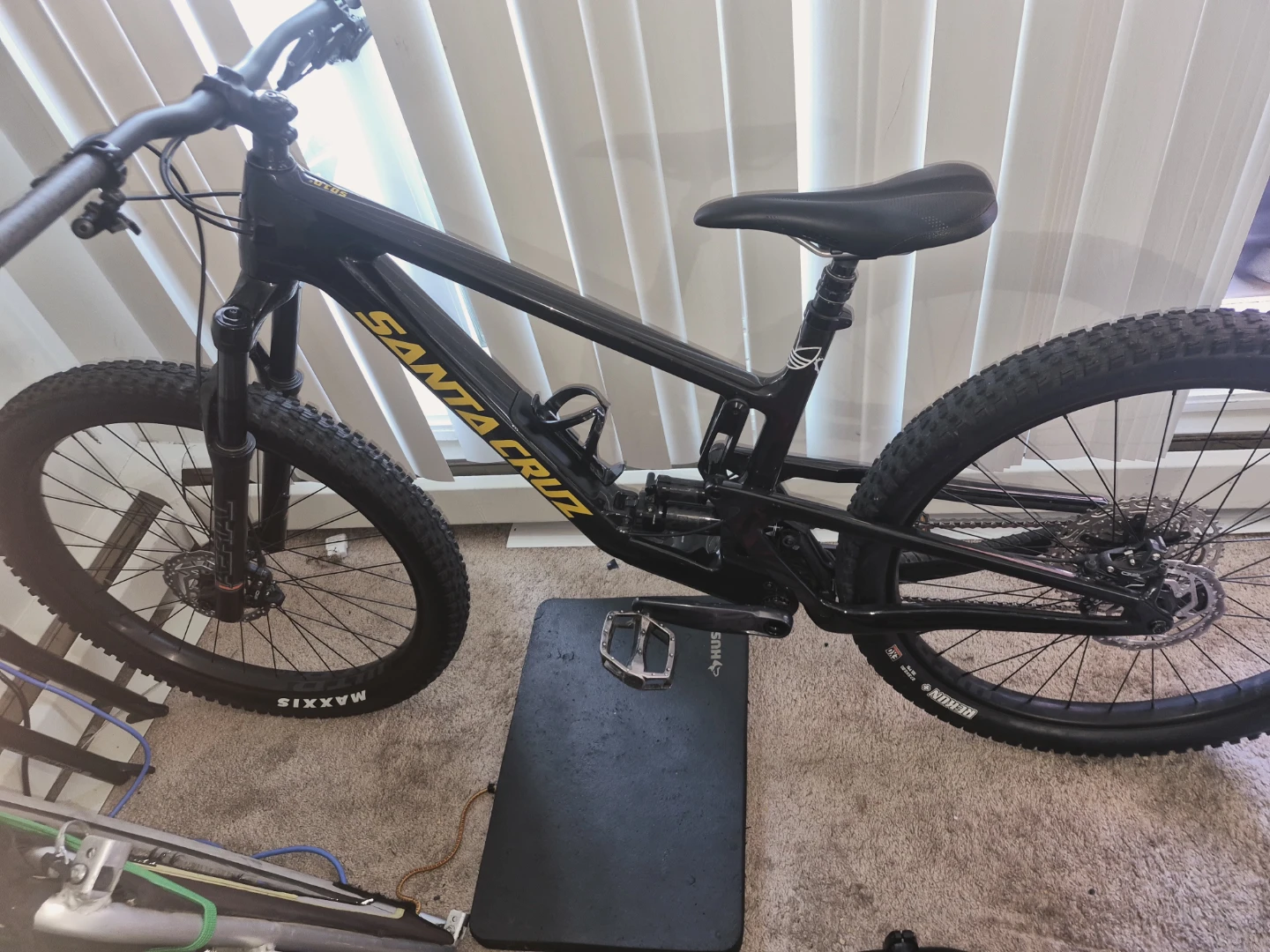 Santa Cruz Mountain Bike