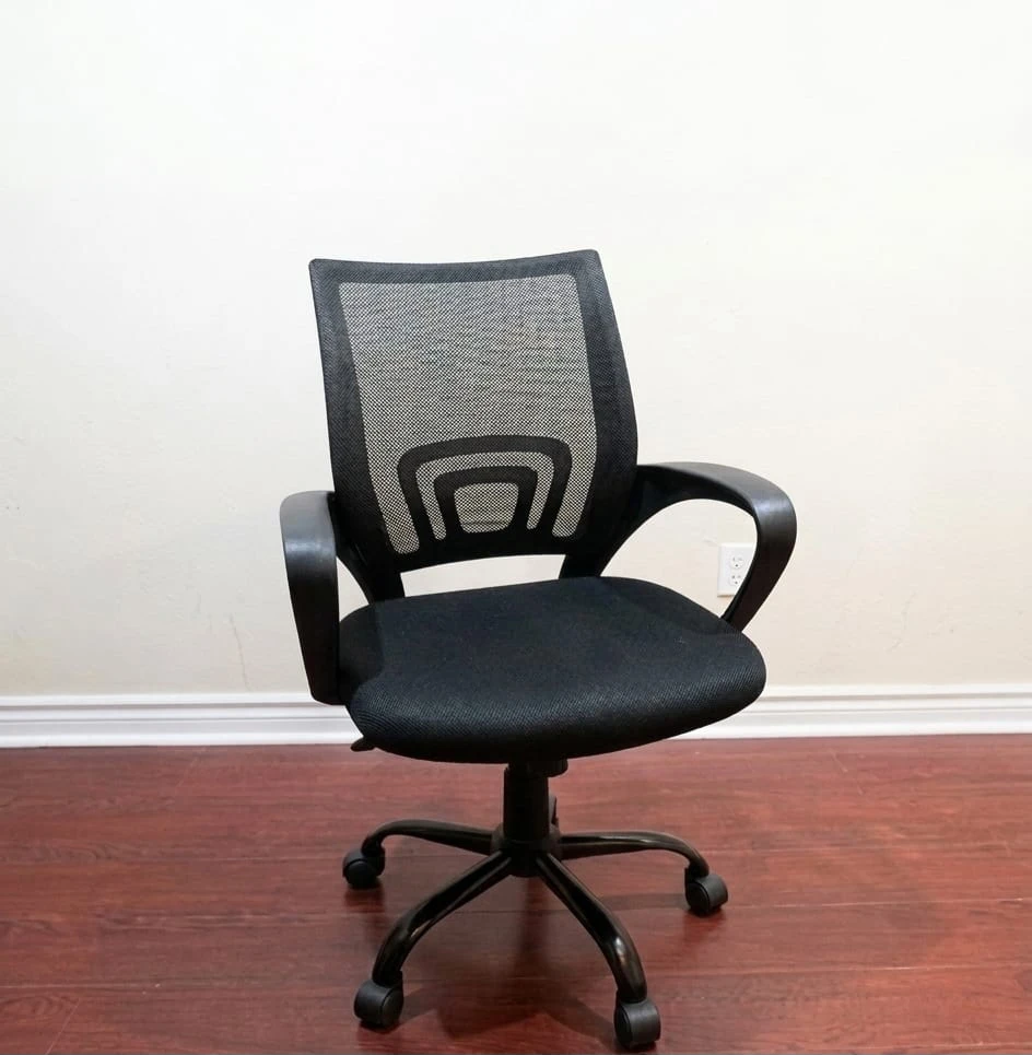 Black Ergonomic Mesh Office Chair - photo 2