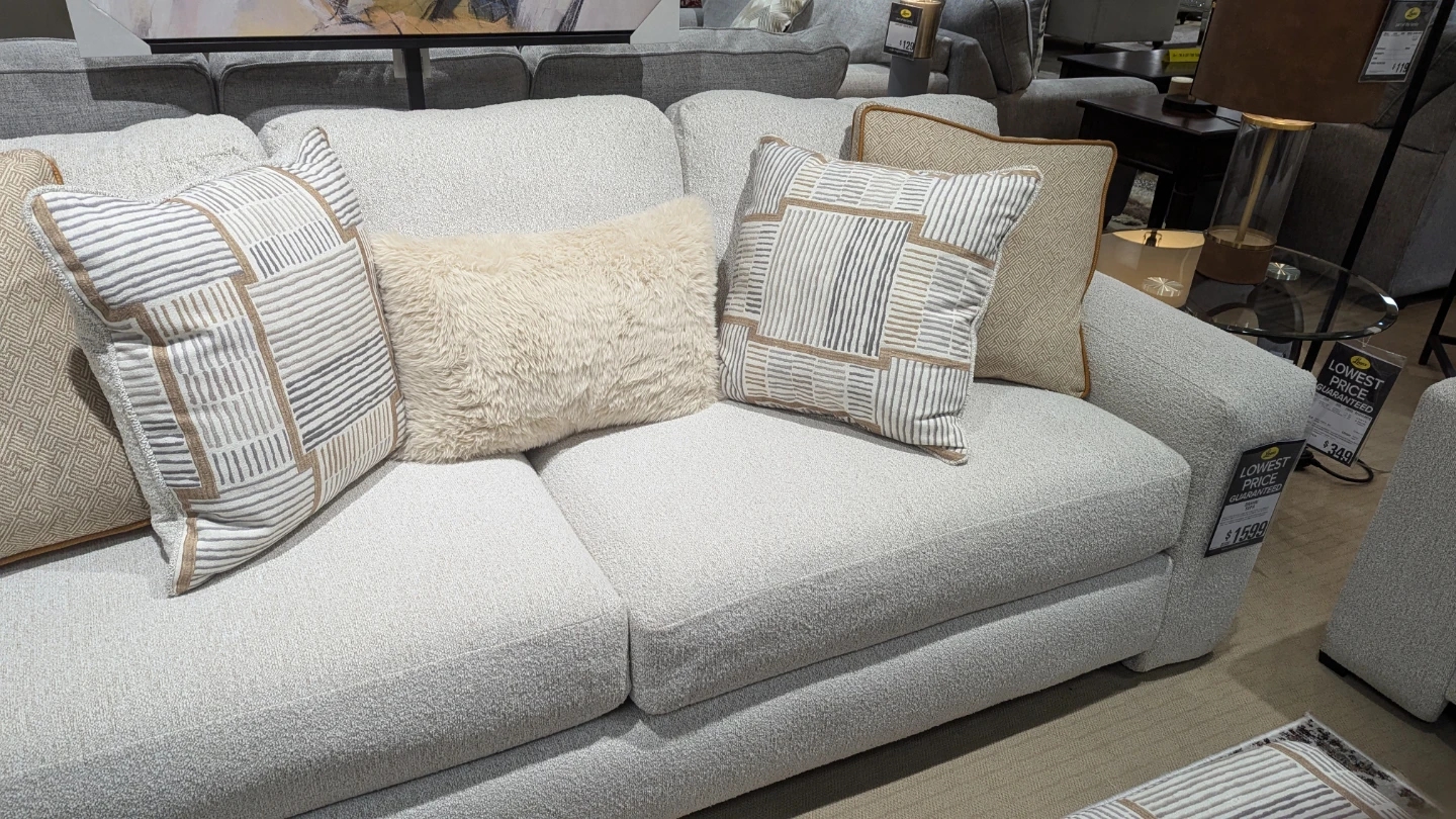Léons Vogue Sofa