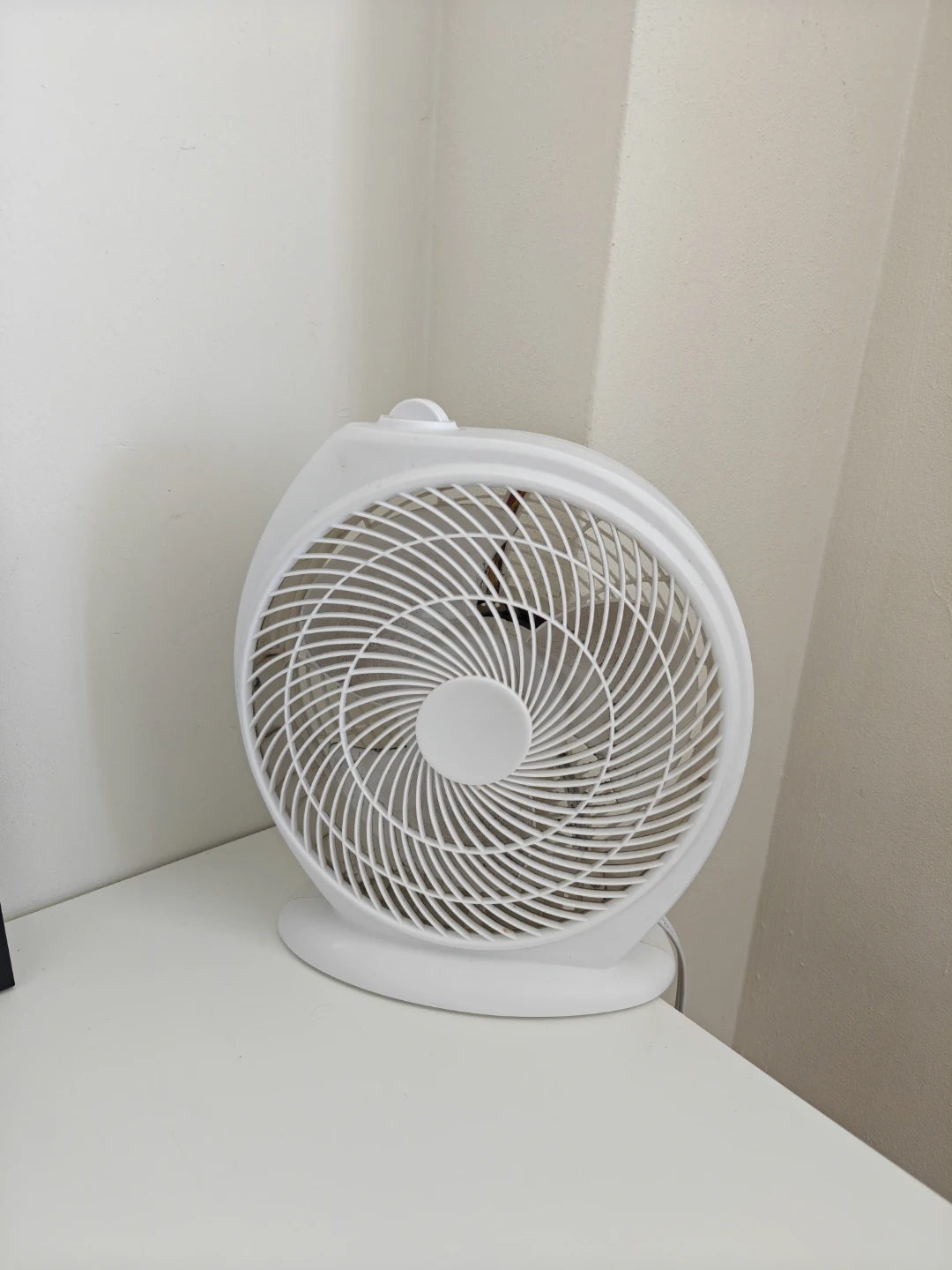 White Portable Electric Fan