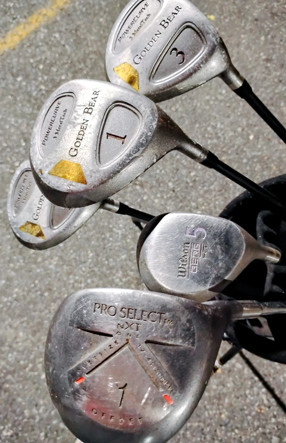 Ogio Golf Bag with Various Golf Clubs - photo 2