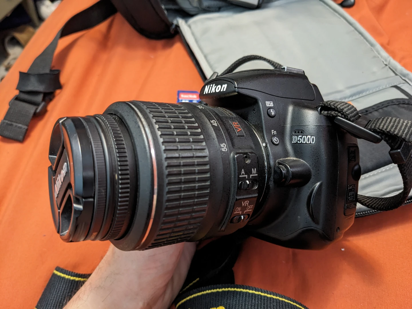 Nikon D5000 Camera Bundle - photo 2