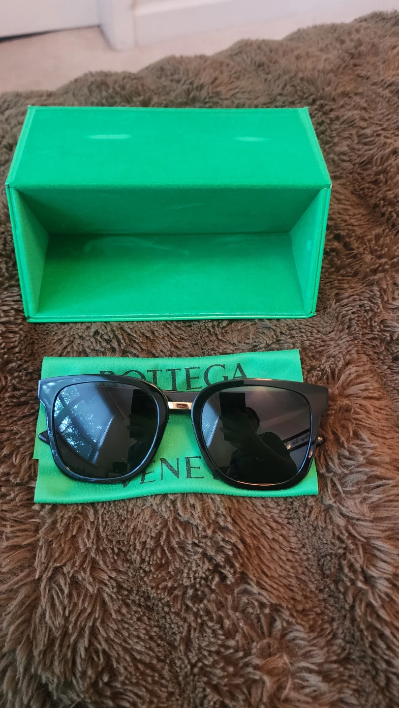 Bottega Veneta Black Sunglasses - photo 5
