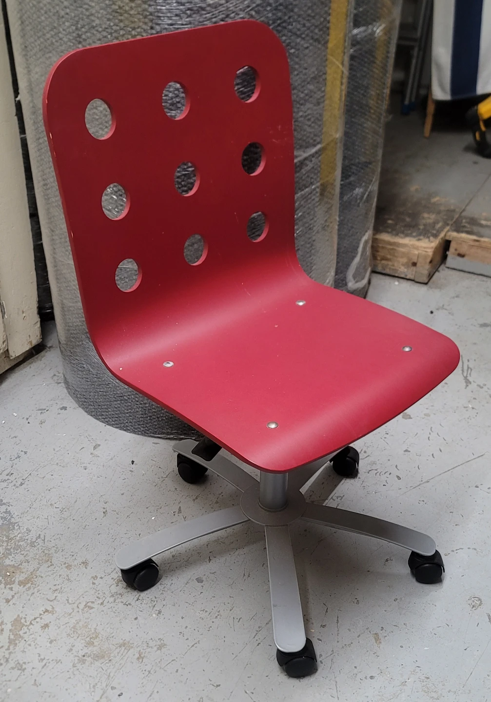 IKEA PS 2017 Children's Swivel Chair