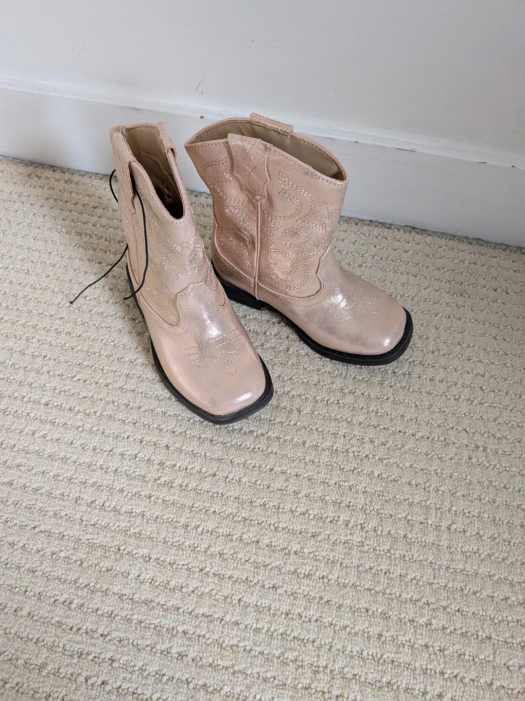 Wonder Nation Metallic Rose Gold Cowboy Boots(size 9) - photo 2