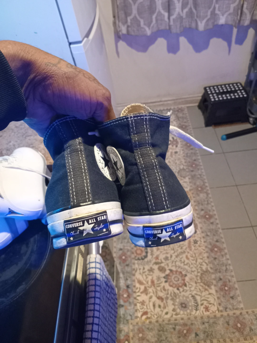 Size 6 converse - photo 2
