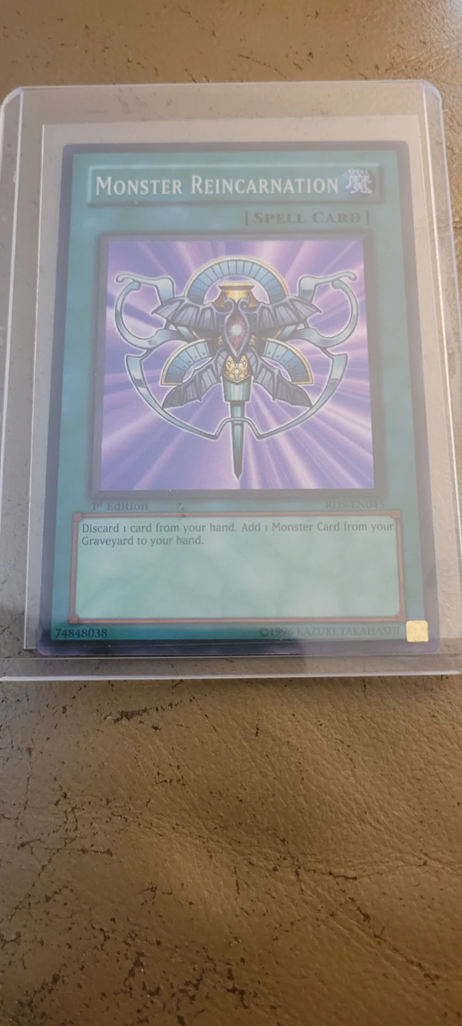 Monster Reincarnation Yu-Gi-Oh! 1st Edition Spell Card