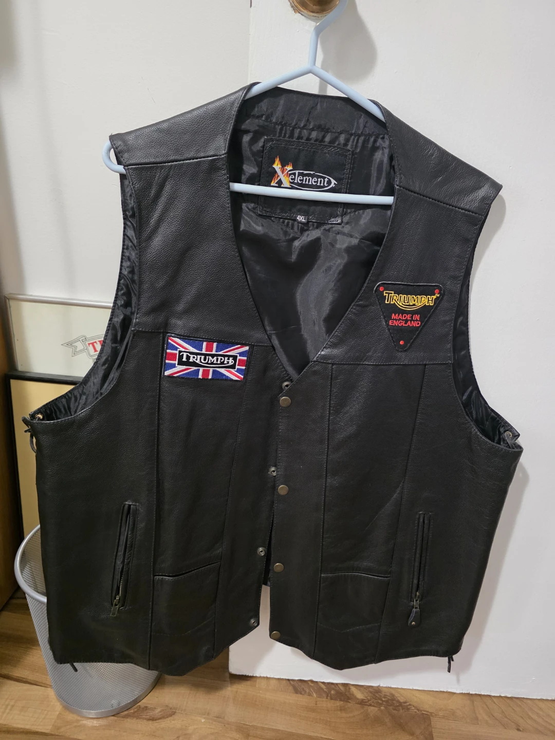 Triumph vest and motorcycle seat for Rocket 3 - photo 2