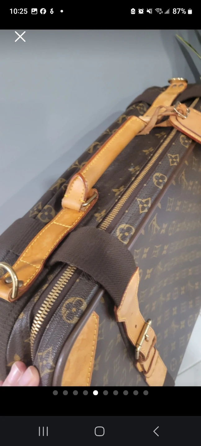 Authentic Louis Vuitton suitcase - photo 4