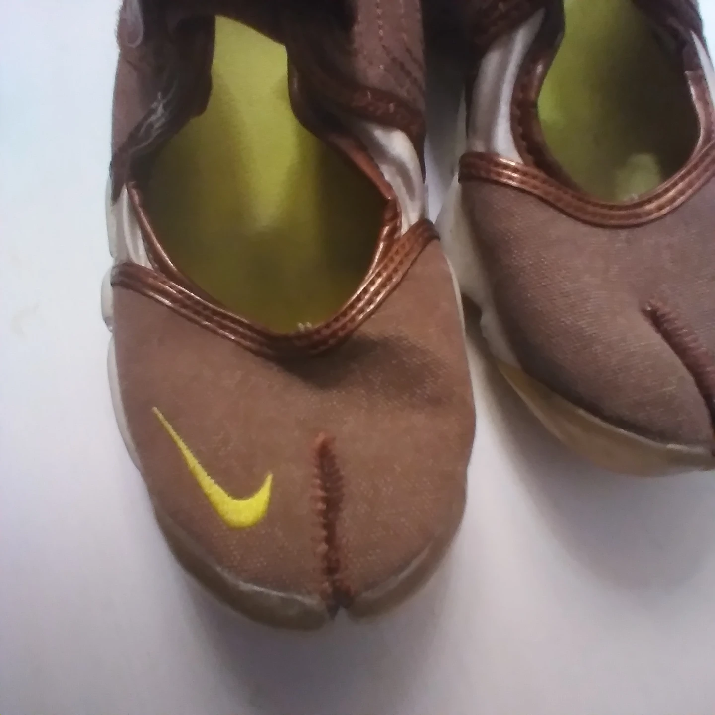 Nike Air Rift Split Toe Sandals