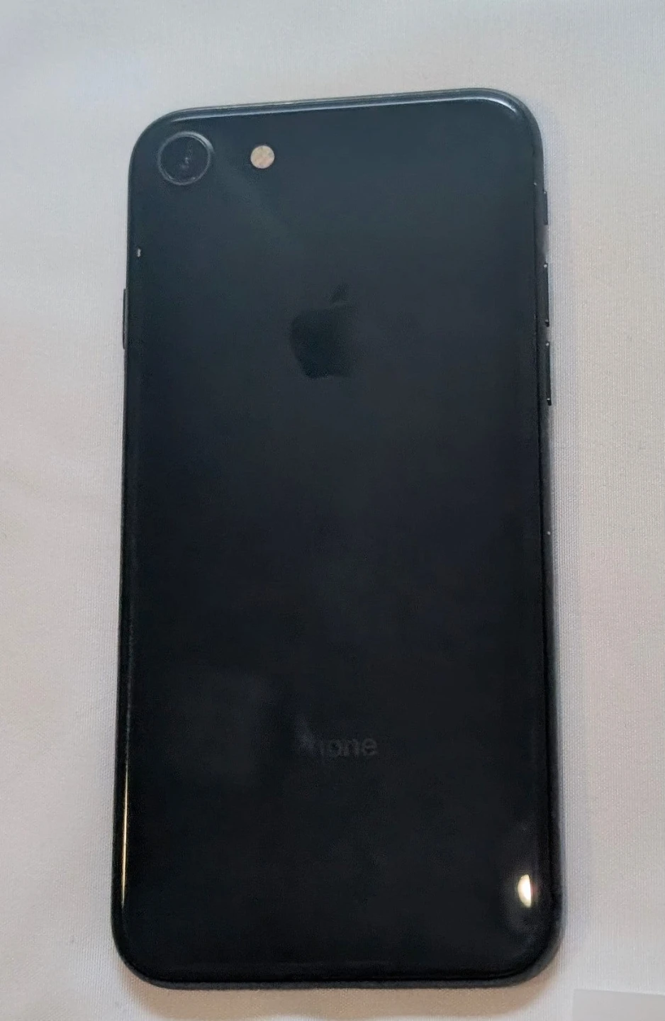 Great Condition APPLE iPhone 8 UNLOCKED 256GB Cell Phone - photo 3