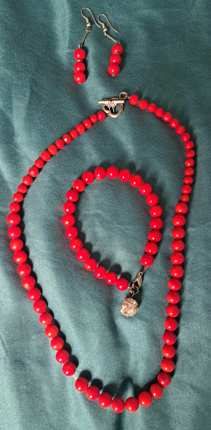 Trendy Jewelry -Excellent Condition