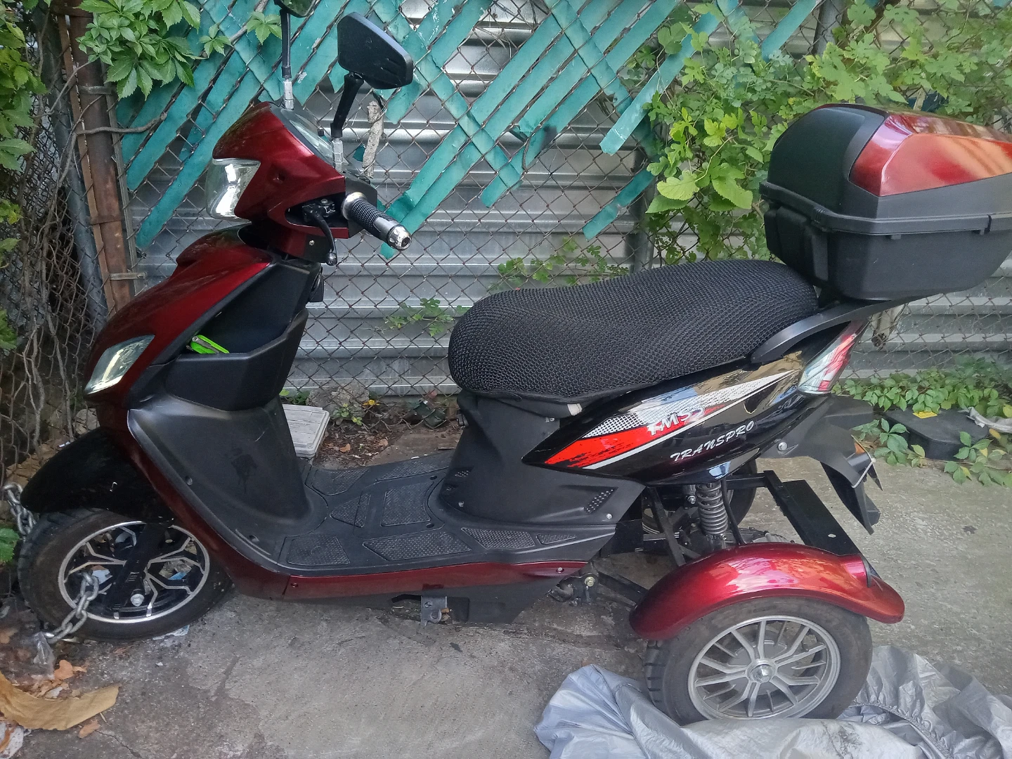 TransPro Three-Wheel Electric Scooter - photo 3