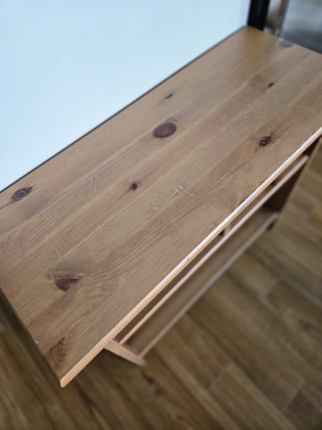 Wooden Low Bookshelf - photo 2