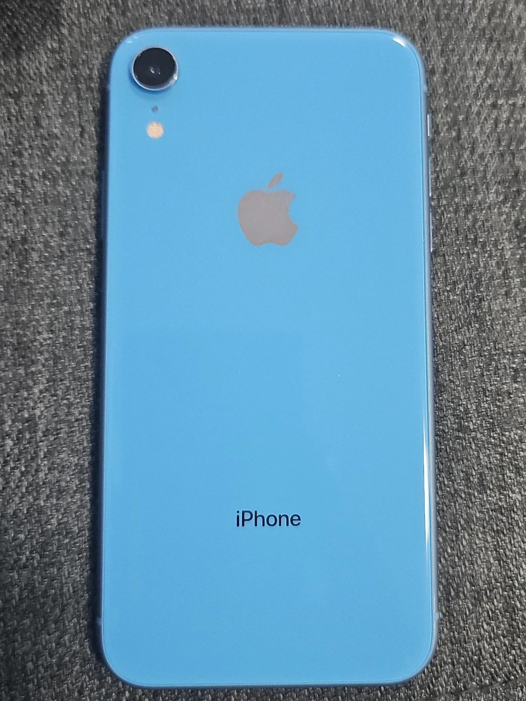 Apple iPhone XR Blue 64gb - photo 2
