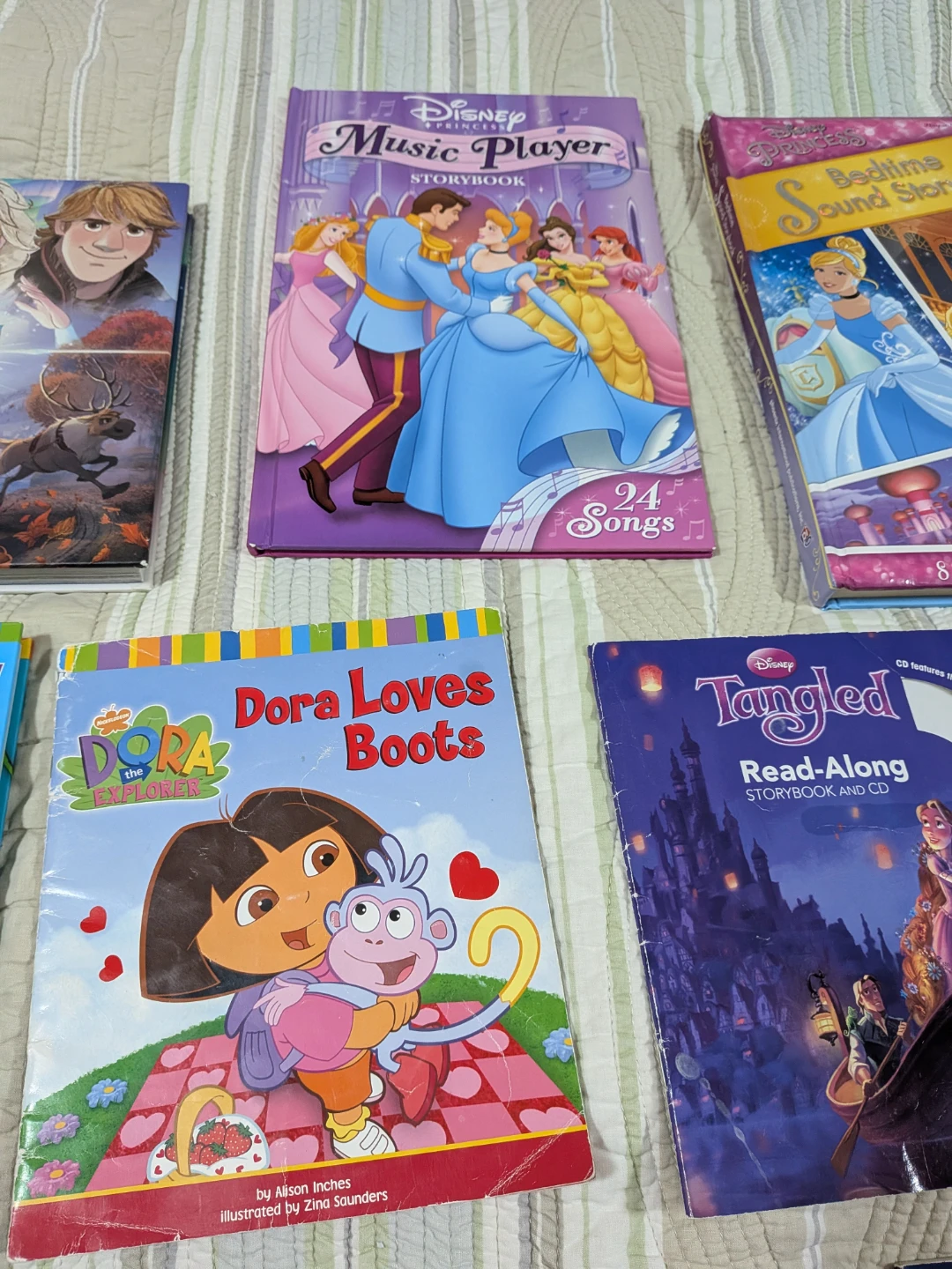Dora the Explorer Book Lot & Other - photo 3