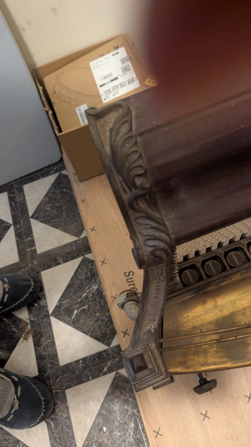 Vintage Canadian Steel Wares Radiant Heater - photo 4