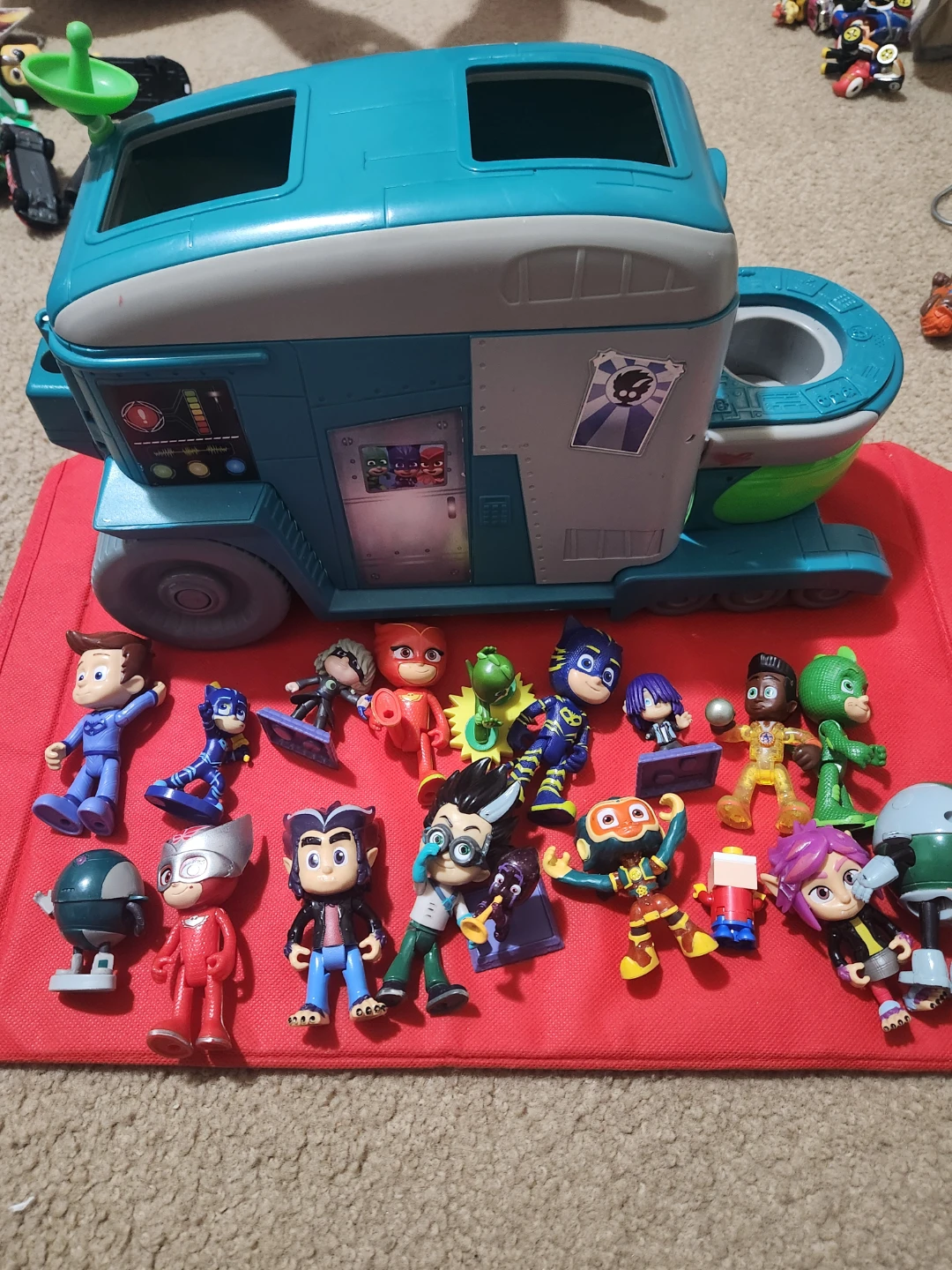 PJ Masks HQ Mobile Playset with Action Figures