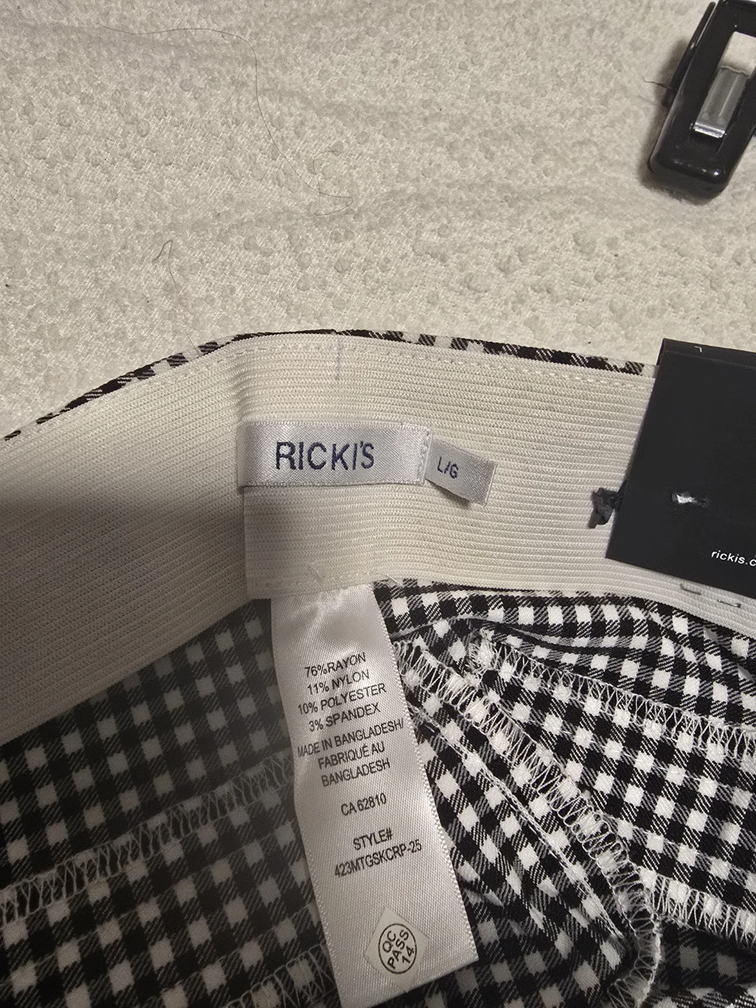 Two pairs of checkered dress pants - photo 4