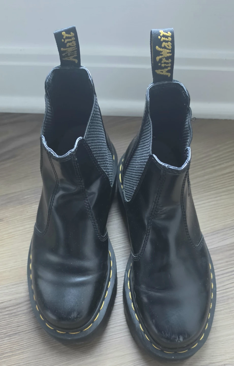 Dr. Martens Chelsea Boots size 6M women - photo 2