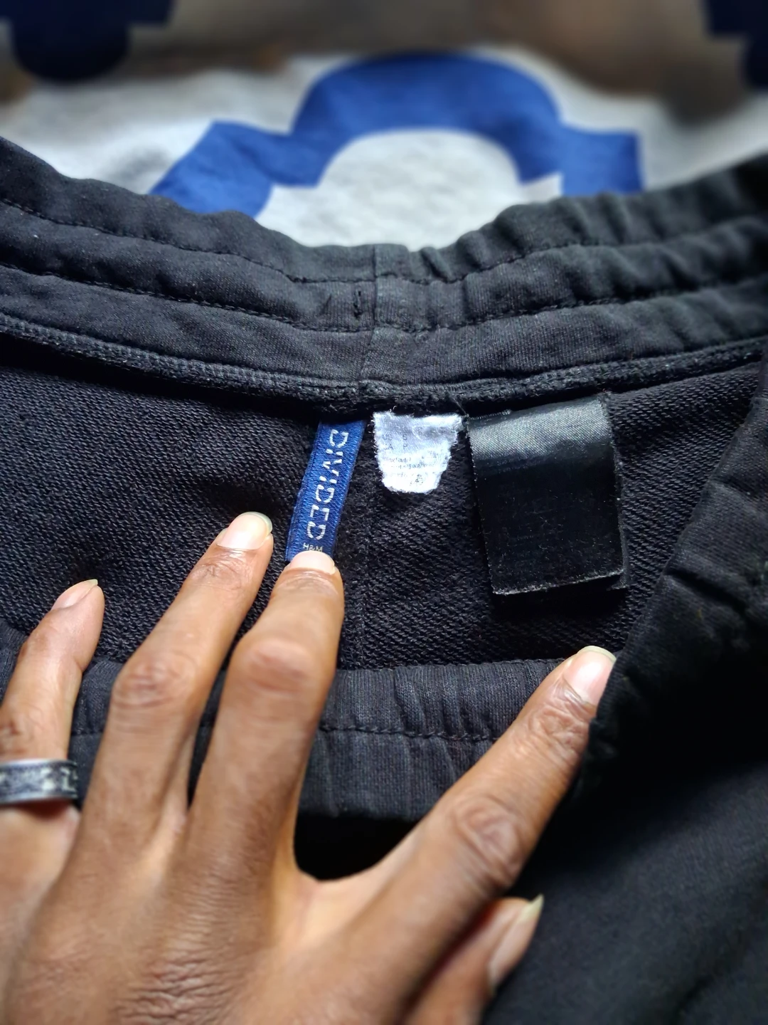 H&M Divided NASA Black Sweatshorts - photo 3