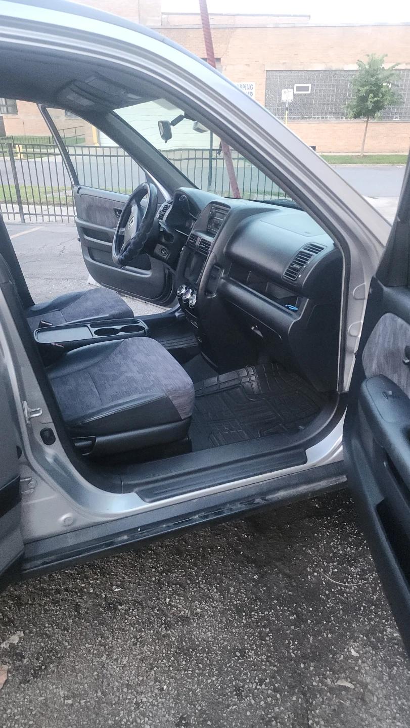 Silver Honda CR-V - photo 5