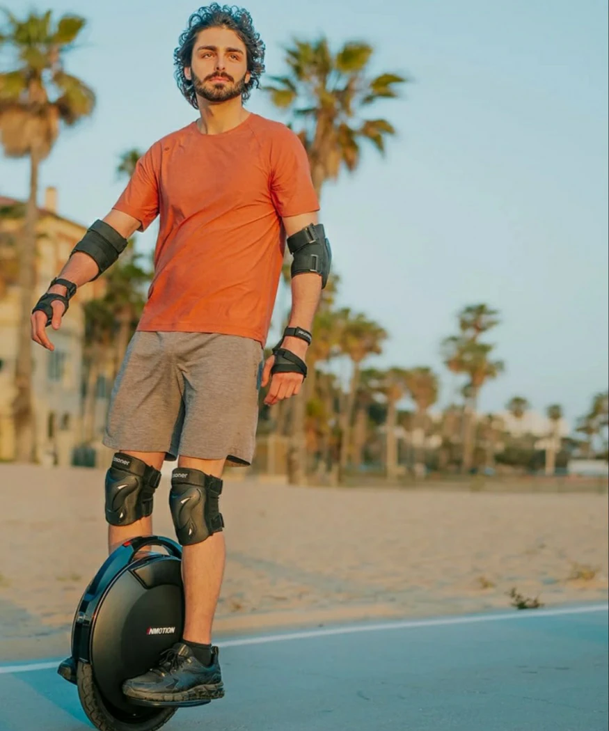 InMotion Electric Unicycle - photo 3