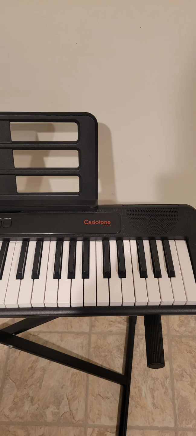 For sale Casio Casiotone CT-S195 Keyboard with Stand - photo 3