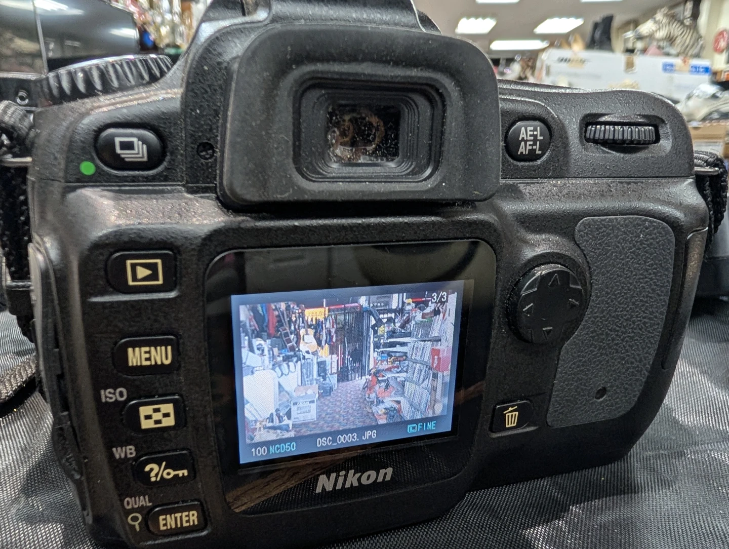 Nikon D50 DSLR Camera - photo 4