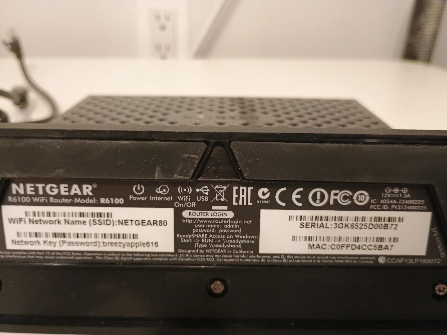 Netgear R6100 WiFi Router - photo 3