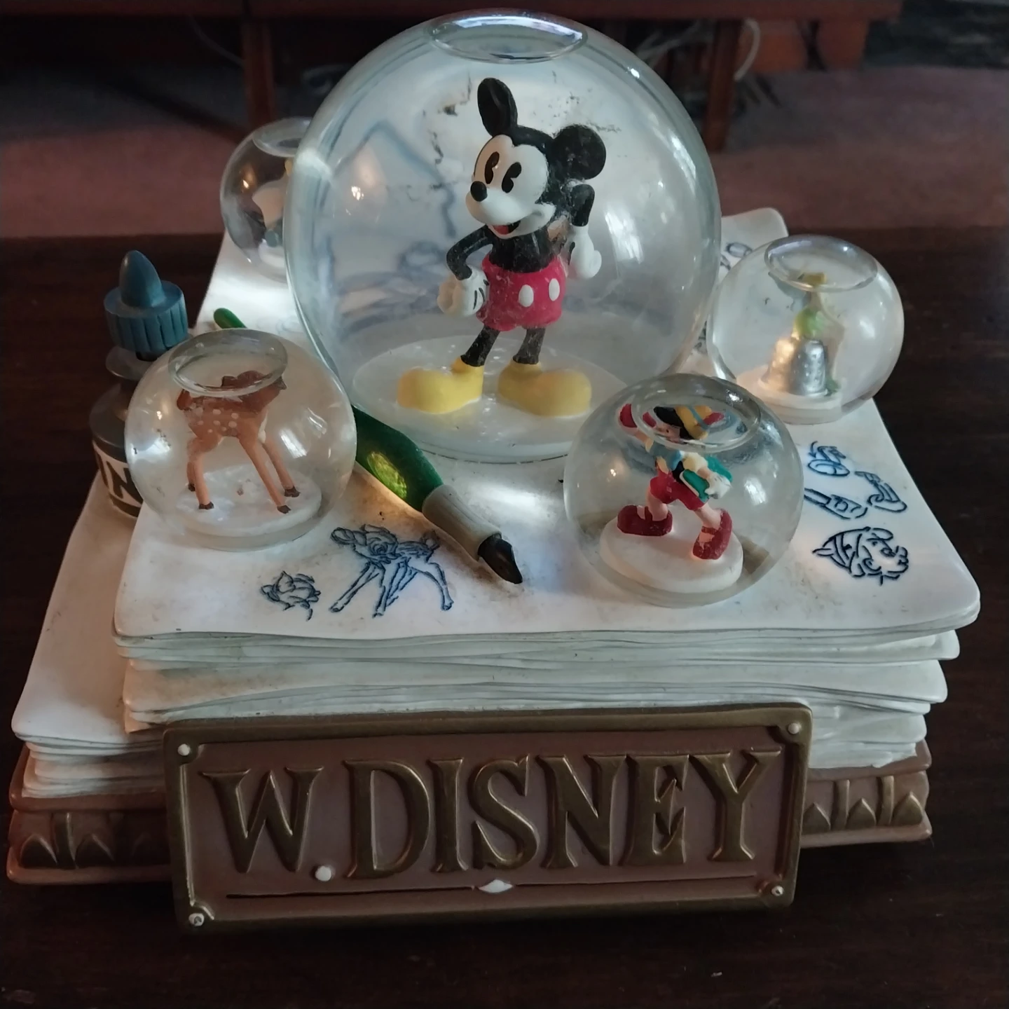 🏈Disney Direct Mickey Mouse Snowglobe🏈