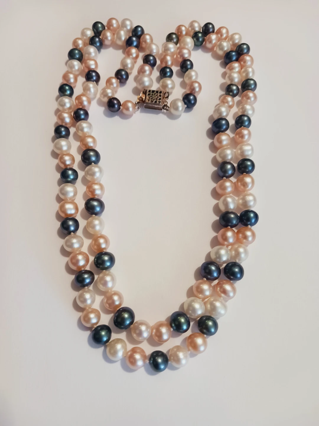 Genuine Freshwater White and Peacock Pearl Necklace