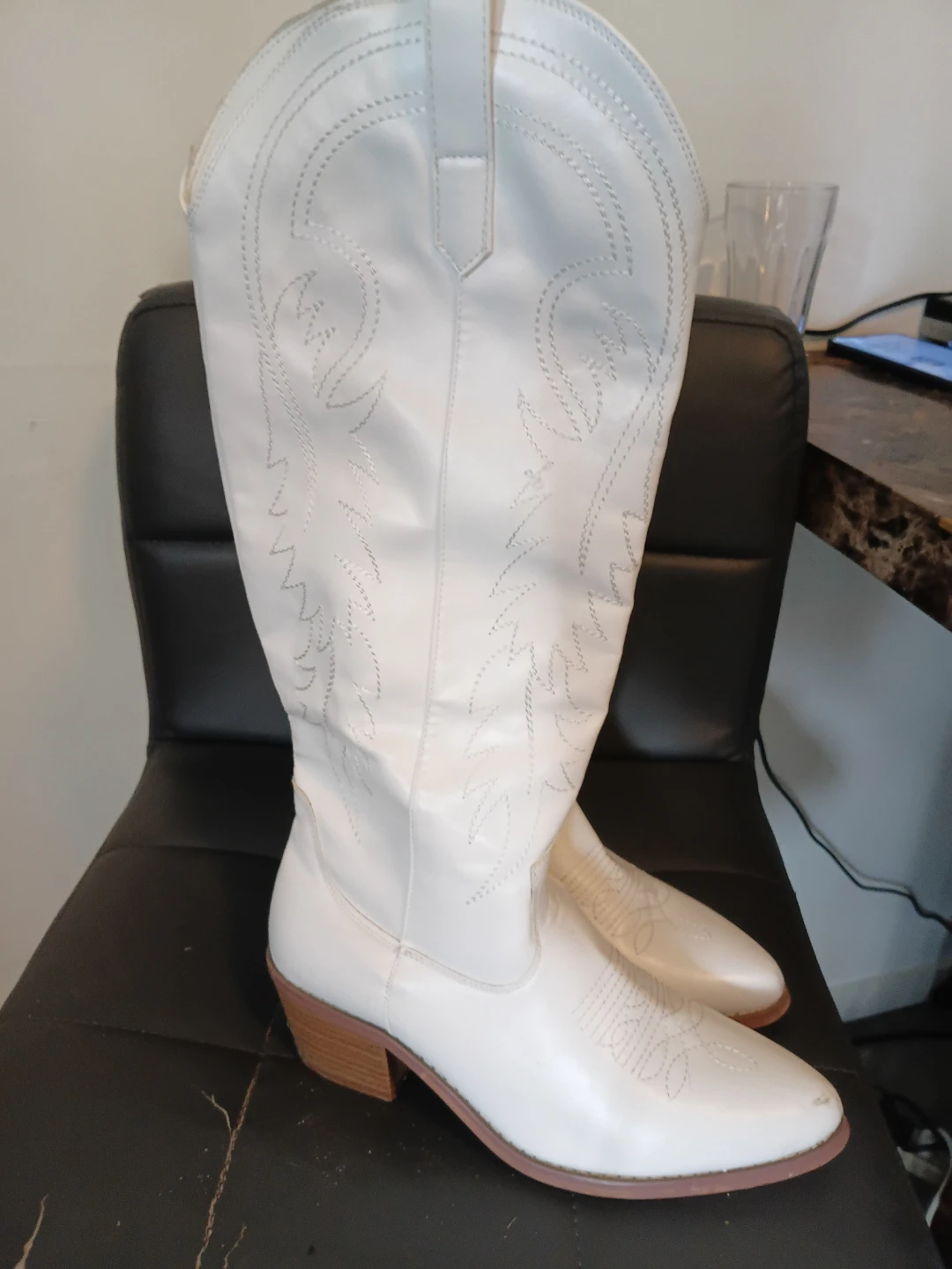 White Western Cowboy Boots - photo 2