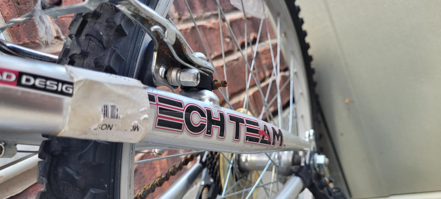 🚲 Girls’ Pink & White Mountain Bike - photo 3