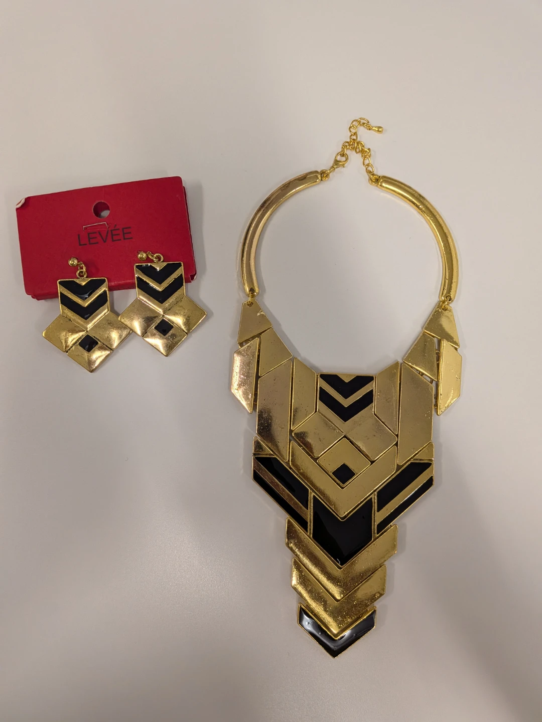 LEVEE Gold and Black Geometric Necklace and Earring Set - photo 2